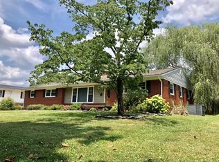 304 Oak Rd, Bristol, TN 37620