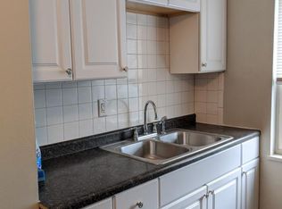 37 Gahl Ter APT D, Cincinnati, OH 45215