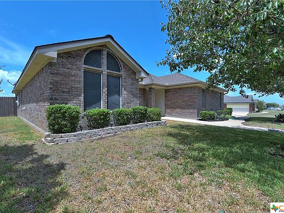 2nd image of 4401 Maggie Dr