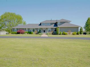 509 Honeysuckle Ln, Wagoner, OK 74467