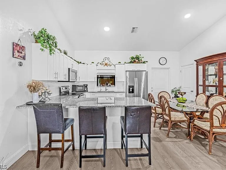 9012 S Indio Ct — Photo 16