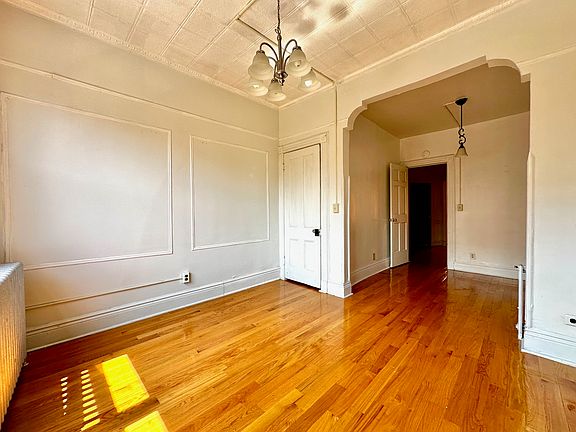 5th image of 436 4th Ave APT 3L