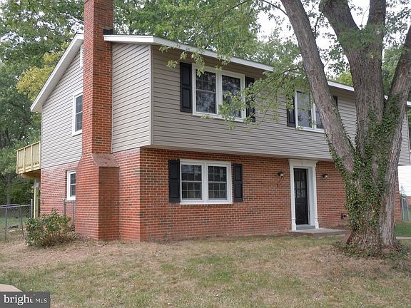 2nd image of 7414 Fenwood Ct