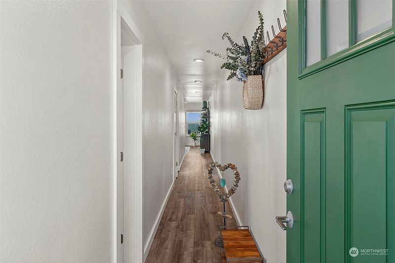 4th image of 1443 Ocean Shores Boulevard SW #301