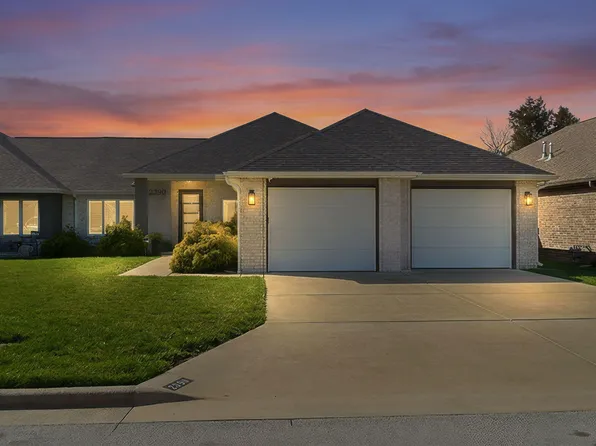 2390 E Cardinal Street, Springfield, MO 65804