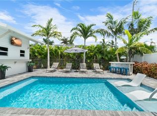 643 108th Ave N, Naples, FL 34108