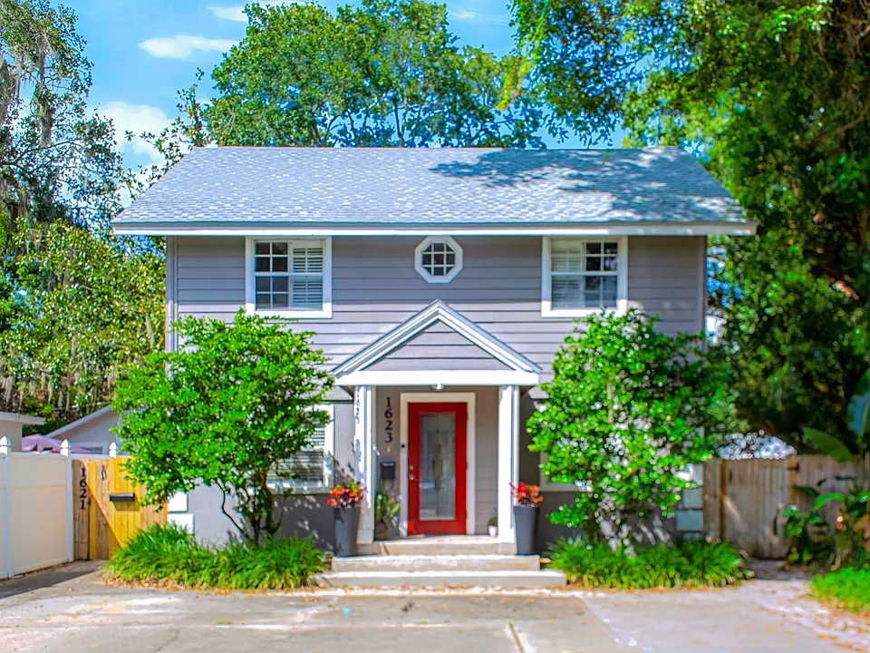 1621 E Livingston St #1621