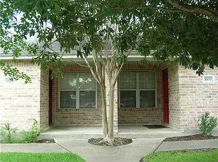 2nd image of 1606 S Dexter Dr