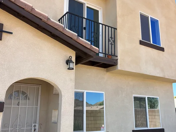 15370 Wanaque Rd #4, Apple Valley, CA 92307