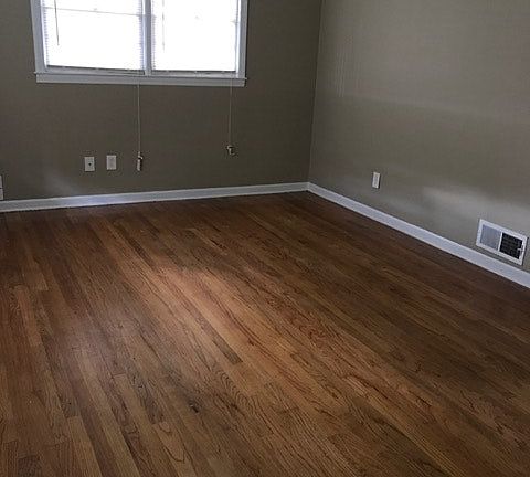 3rd image of 135 South Ave