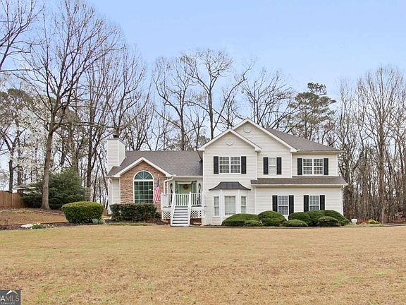 2nd image of 308 Saddle Wood Dr