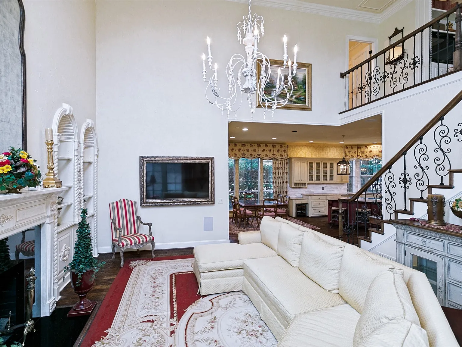 5 bed, 4.5 bath, 4035 sqft, $6,995 — Photo 4