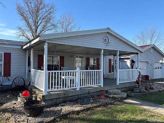 3rd image of 1248 Community Beach Rd