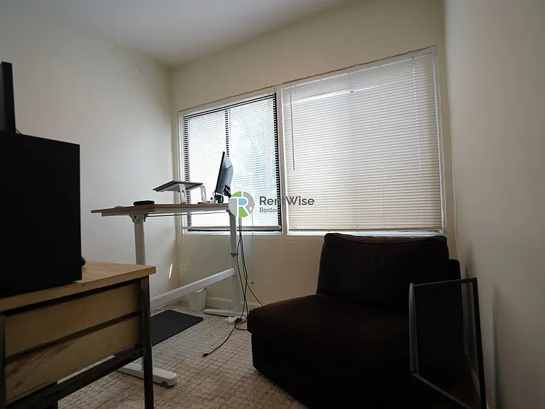 230 Walnut St #24 — Photo 39