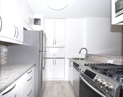 3rd image of 301 E 79th St APT 3K