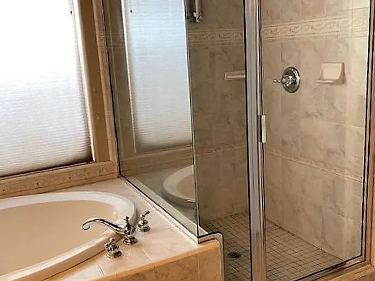 518 Castenda Dr — Photo 13