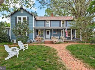 53 Seven Springs Ln, Brightwood, VA 22715