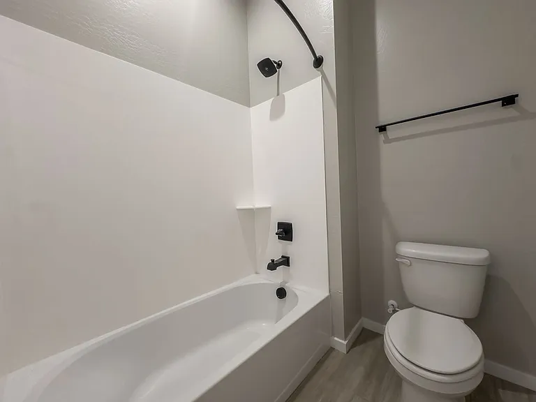 19576 W Cartwright Ave — Photo 27