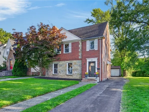 3582 Raymont Blvd, University Heights, OH 44118