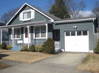 595 Emerson Ave, Baldwin, NY 11510