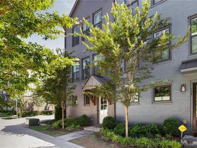 126 Chestnut Cir, Atlanta, GA, 30342
