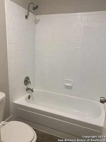 9526 Dunhill — Photo 19