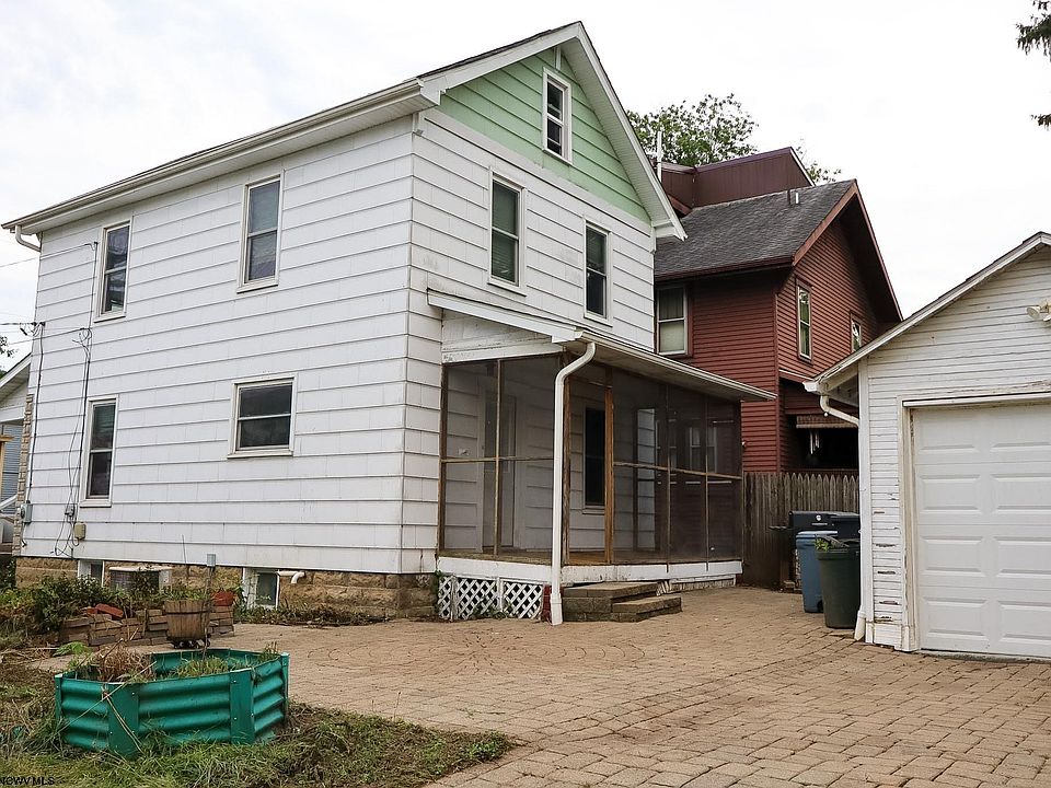 1st image of 330 Overdale St