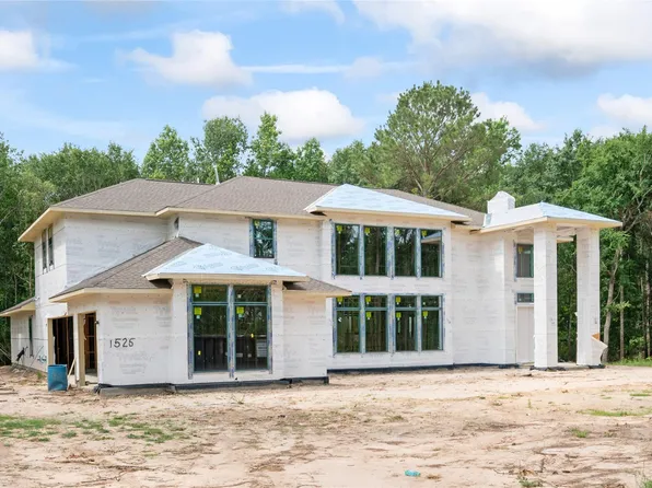 1525 Silver Creek Ln, Montgomery, TX 77316