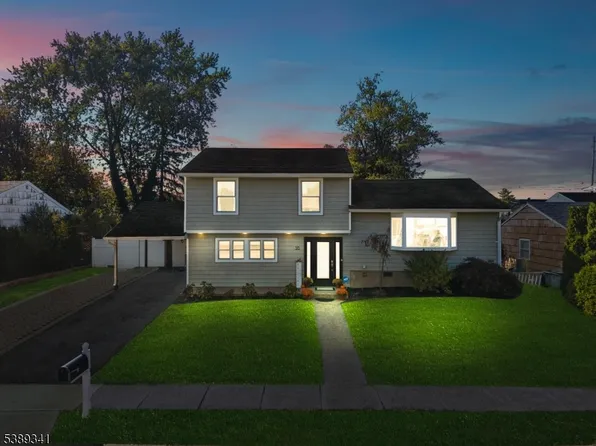 375 Winifred Dr, Totowa Boro, NJ 07512