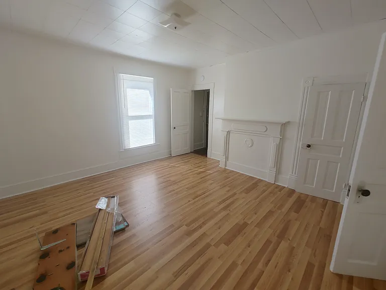 309 Jackson St — Photo 6