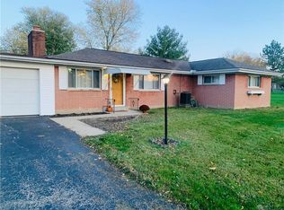 1626 Curlett Dr, Dayton, OH 45432