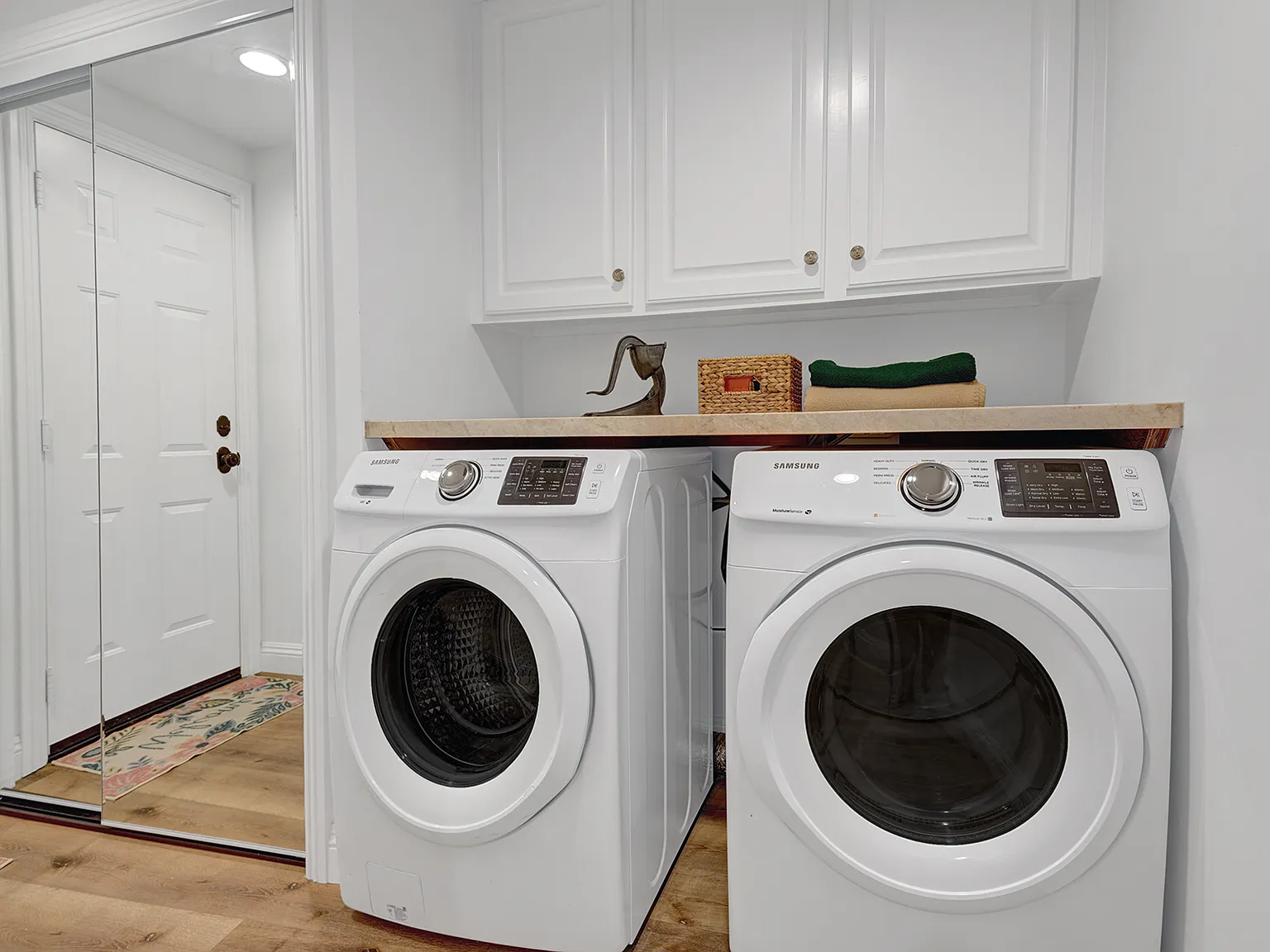 3 bed, 2051 sqft, $7,000 — Photo 3