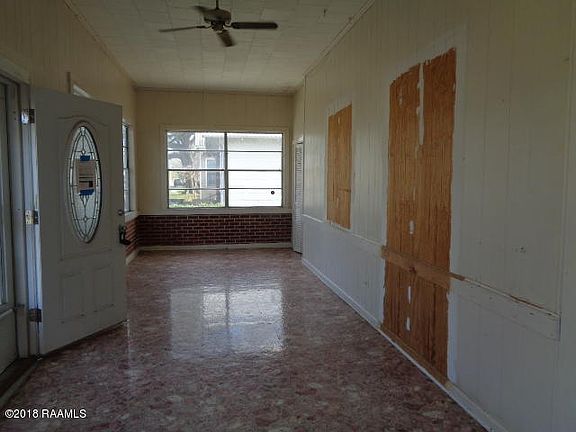 2nd image of 719 W Saint Peter St