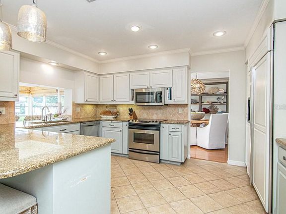 5th image of 5140 W San Jose St