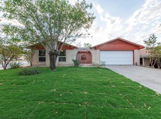 701 Kelso Dr, Eagle Pass, TX 78852