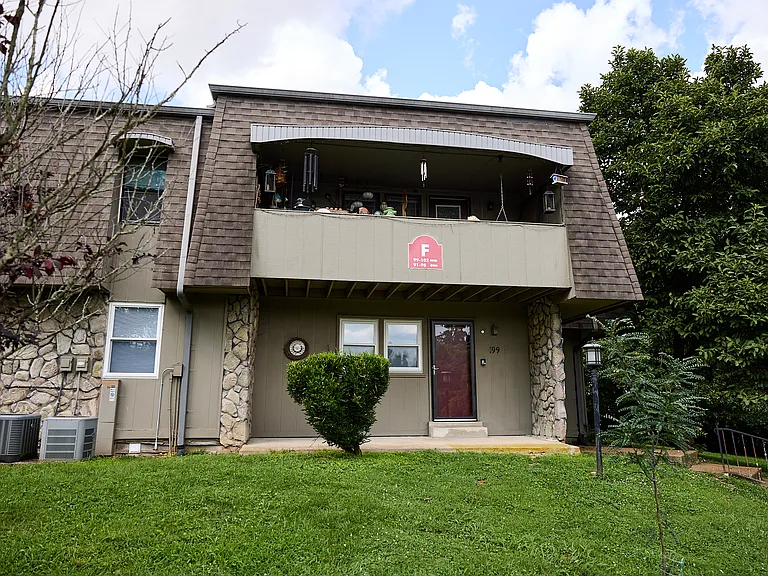 2929 Selena Dr — Photo 1