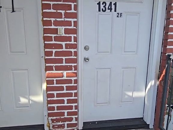 3rd image of 1344 Dickens St #2