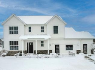 5940 Astor Dr, Fitchburg, WI 53711