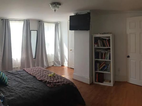 202 School St #2