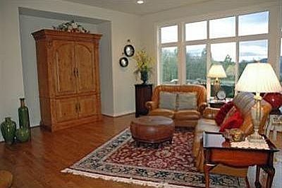 4th image of 880 Lingering Pine Ln NW