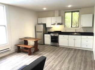 871 Capp St APT A, San Francisco, CA 94110
