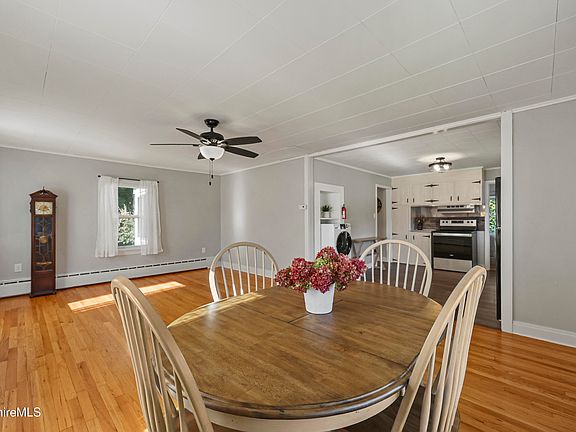 5th image of 582 W Housatonic St