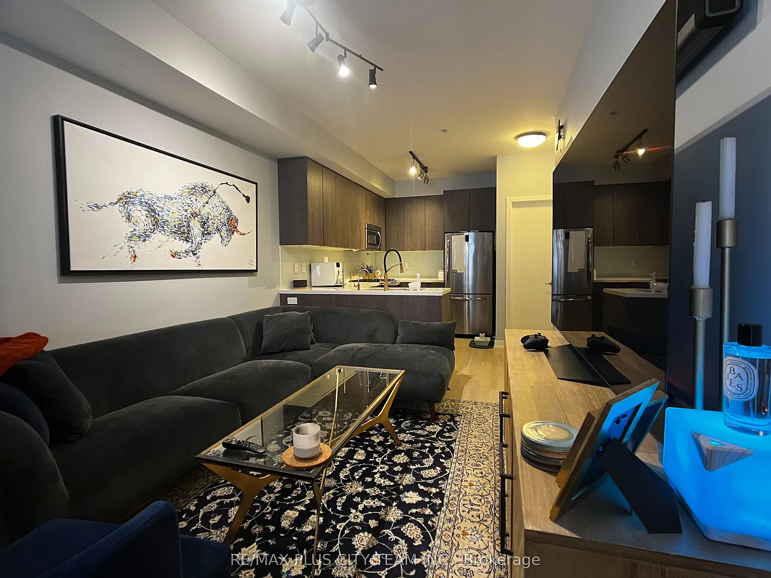 2 bed, $2,900 — Photo 2
