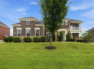 4354 Highland Green Dr, Mason, OH 45040