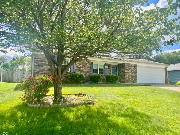 7740 Inverness Dr, Indianapolis, IN 46237