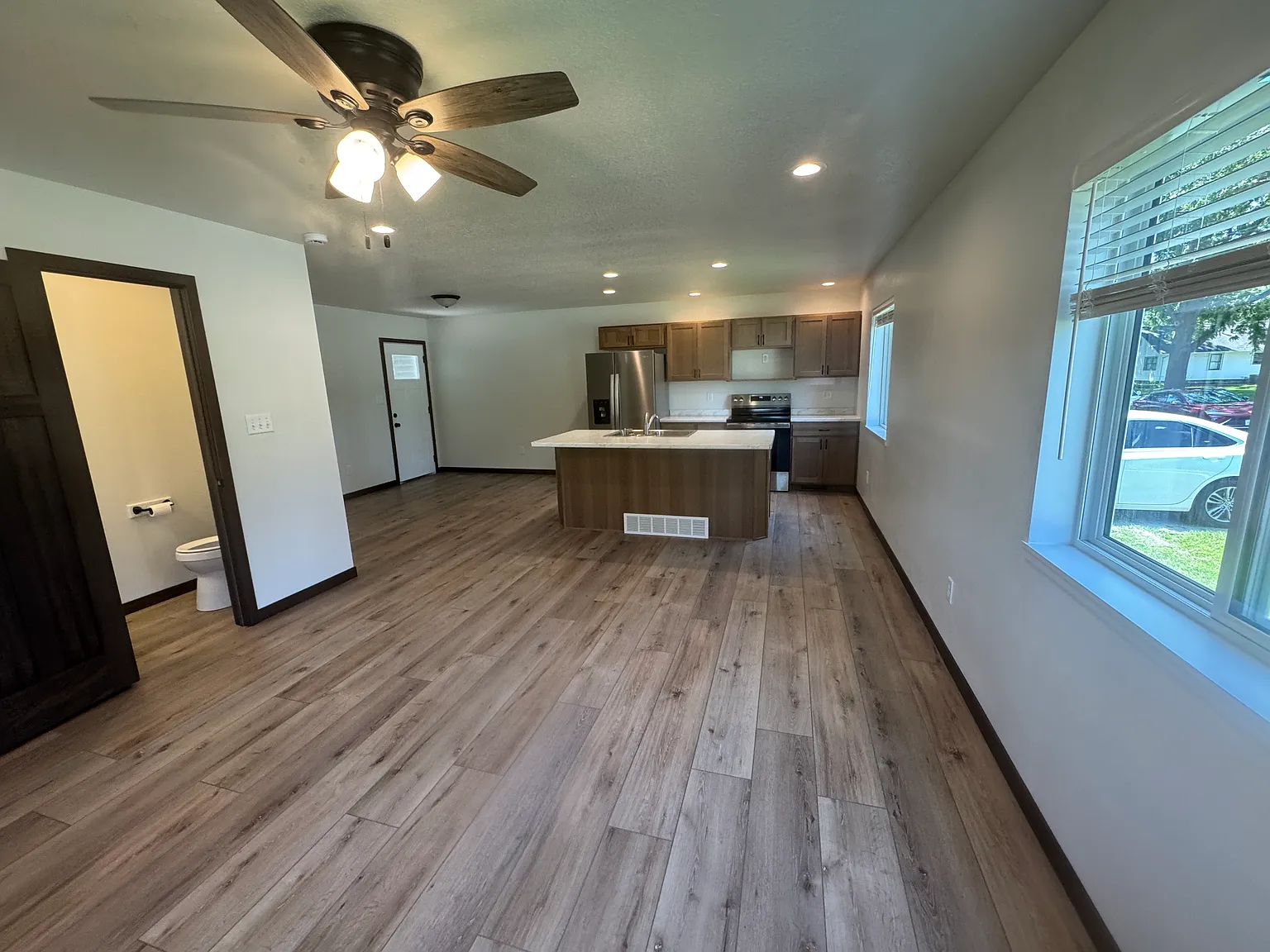 1 bed, 2.5 bath, 1400 sqft, $635 — Photo 4