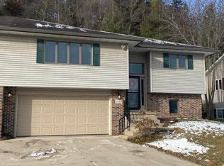2033 Continental Ln, Cross Plains, WI 53528