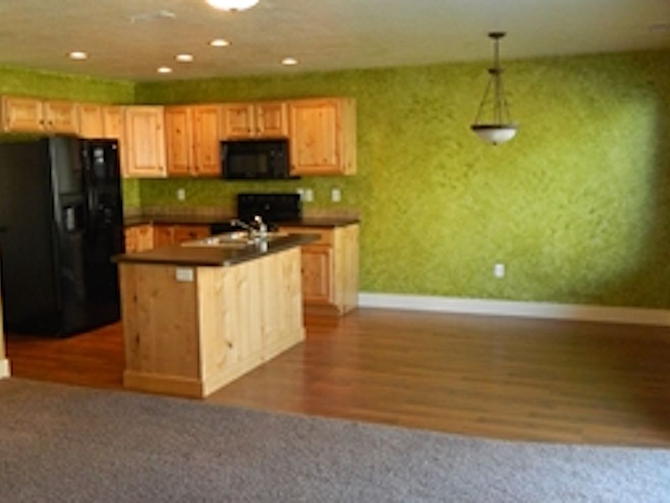 387 S 1285 E Hyrum, UT, 84319 Apartments for Rent Zillow