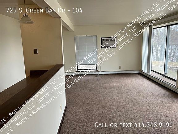5th image of 725 Green Bay Dr #202