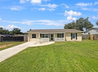 13745 Adams St, Grand Island, FL 32735
